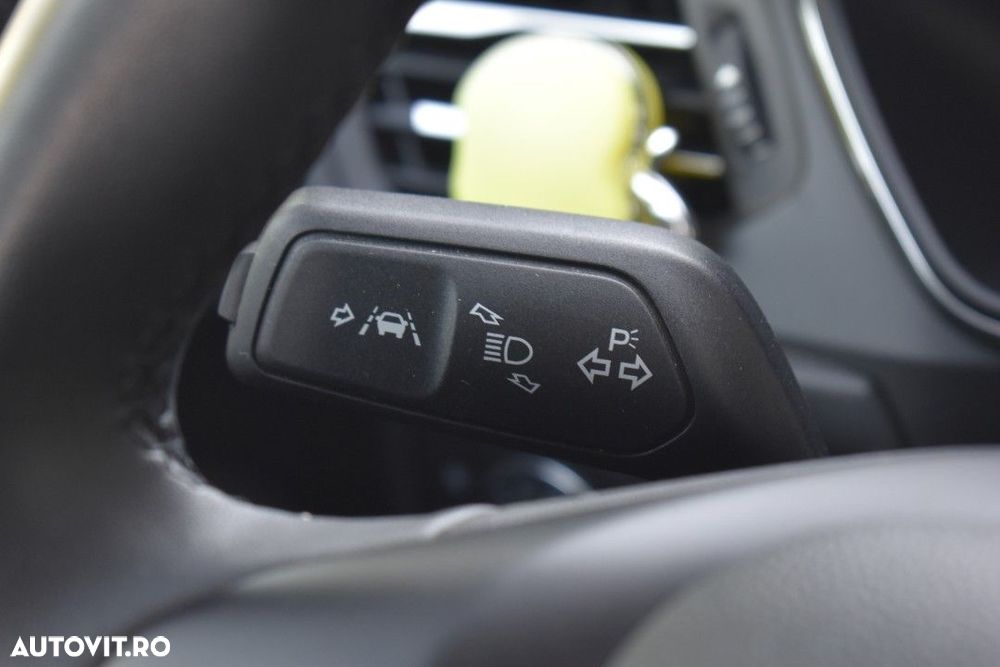 Ford Focus - 27