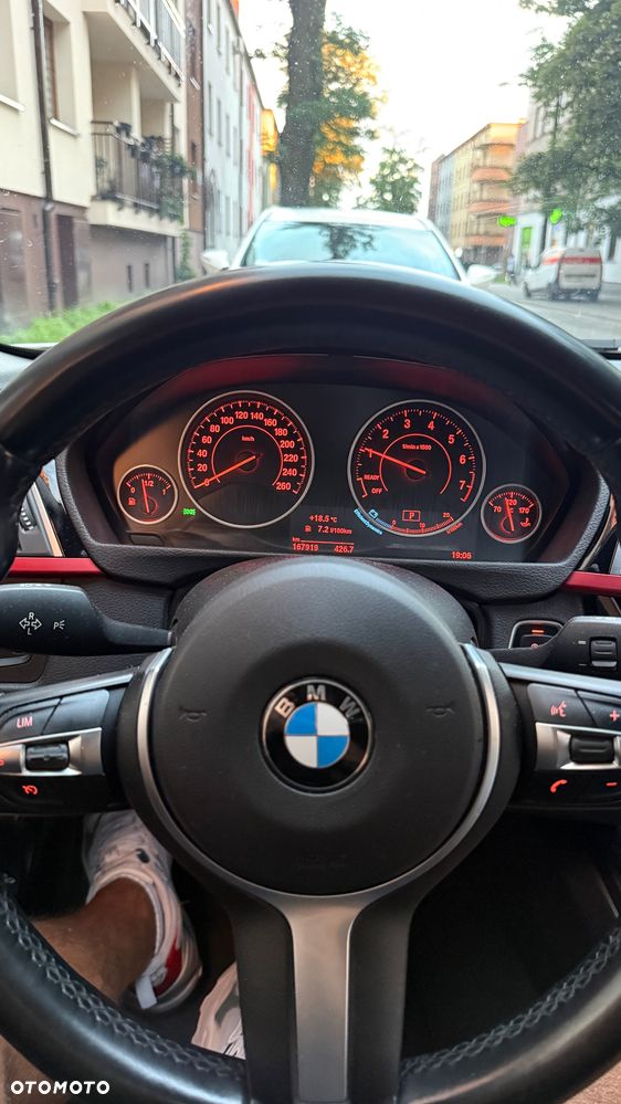 BMW Seria 3 318i Sport Line - 14