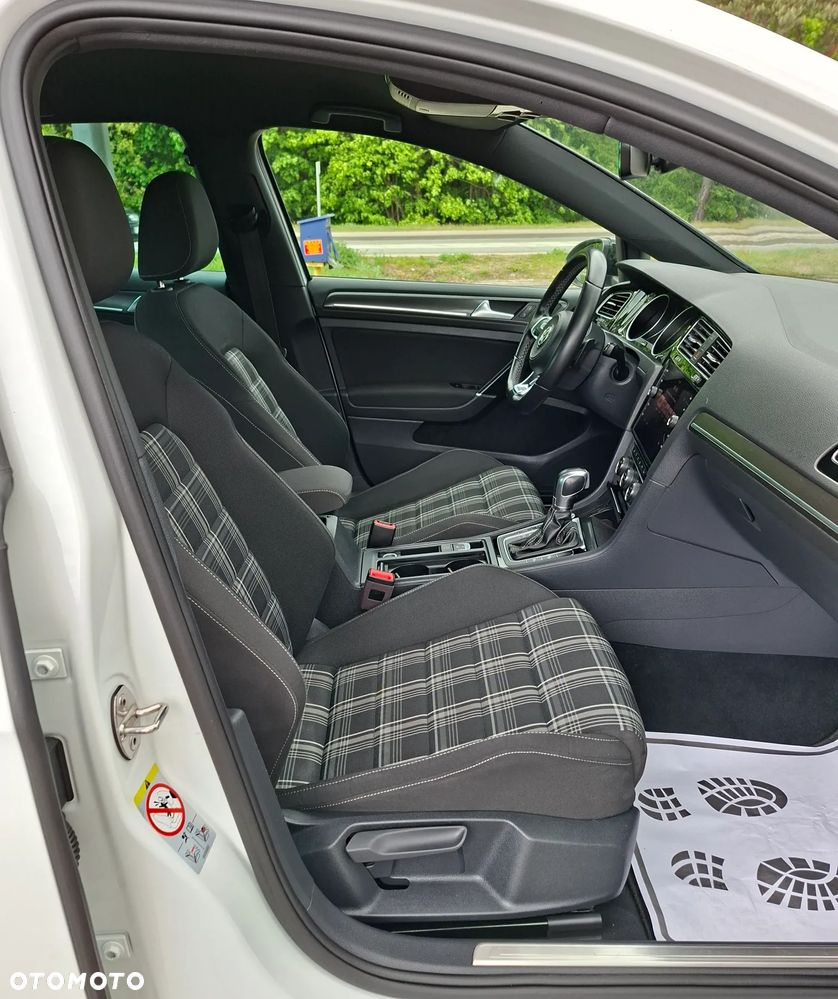 Volkswagen Golf GTD (BlueMotion Technology) DSG - 9