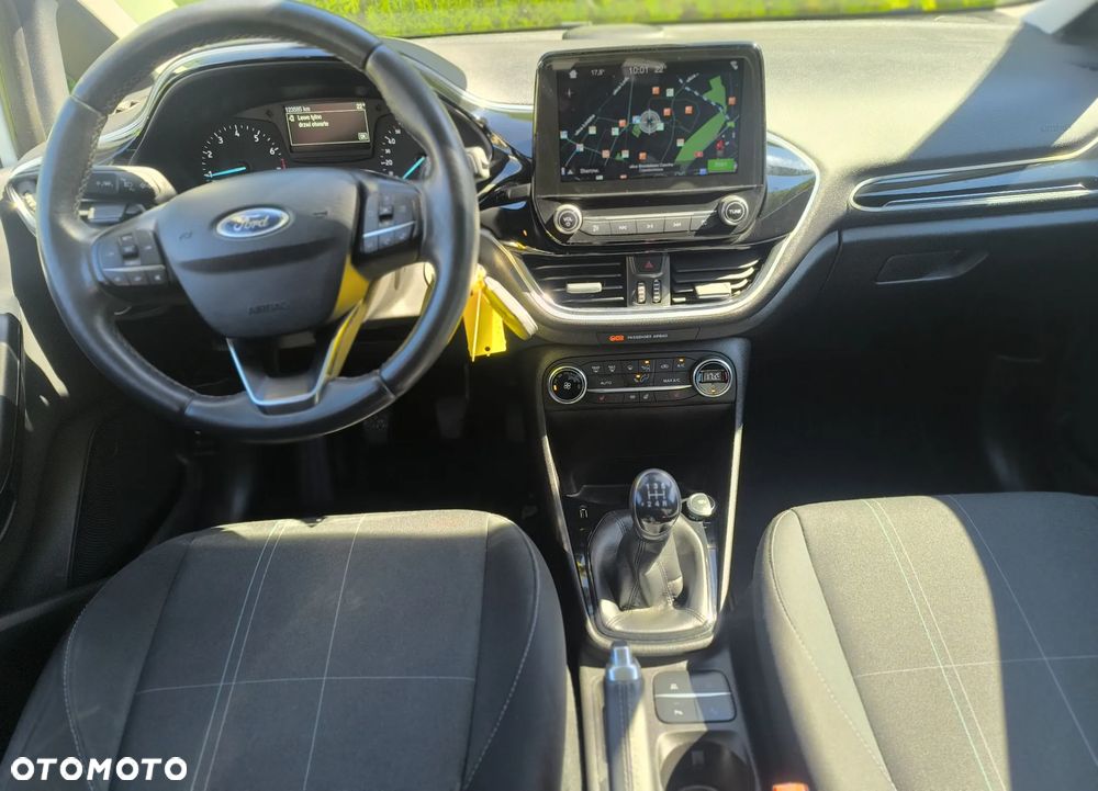 Ford Fiesta - 9