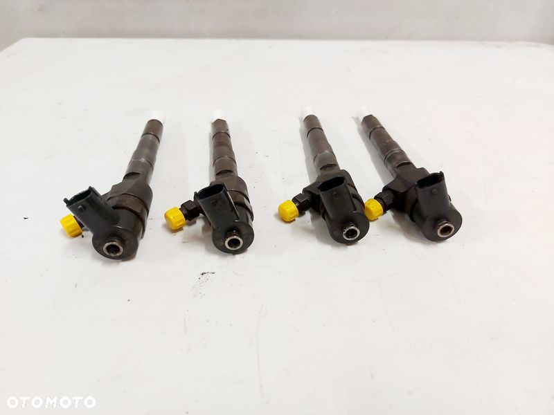 OPEL VECTRA 3 III C 1.9 CDTI SIGNUM WTRYSKIWACZ WTRYSK PALIWA 0445110243 - 5