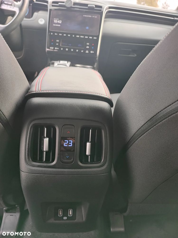 Hyundai Tucson 1.6 T-GDi HEV Executive Final Edition 2WD - 22