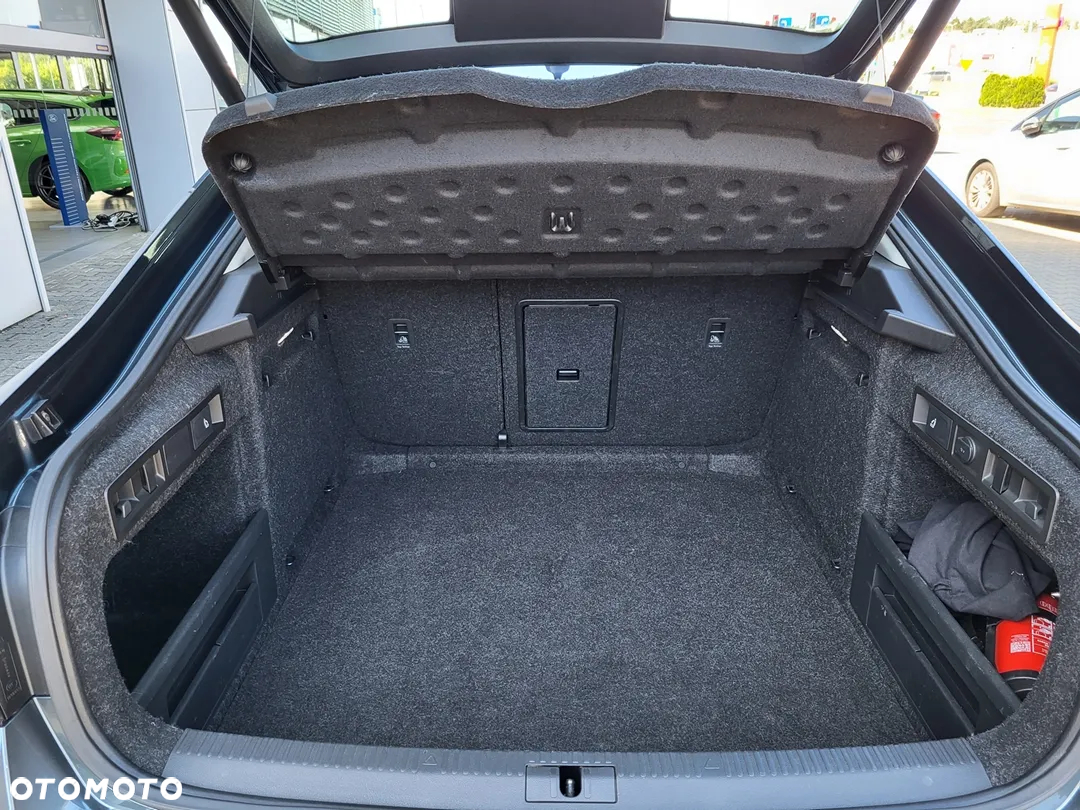 Skoda Superb 2.0 TDI SCR Ambition DSG - 22