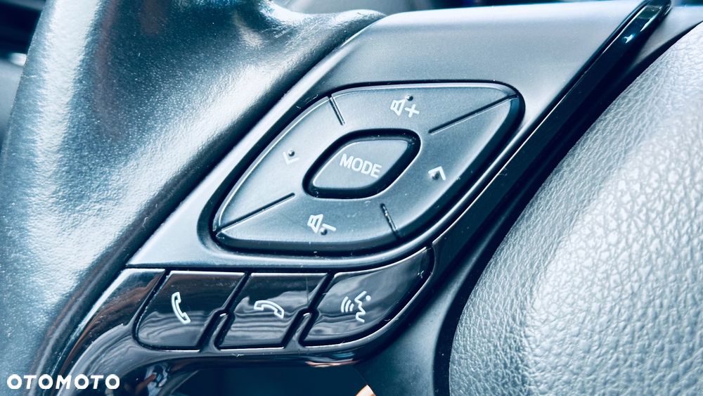 Toyota C-HR 2.0 Lounge - 31
