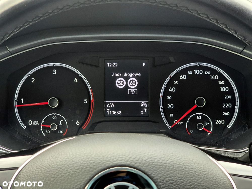 Volkswagen T-Roc 2.0 TDI SCR DSG ACTIVE - 35