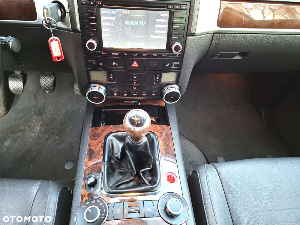 Volkswagen Touareg - 35