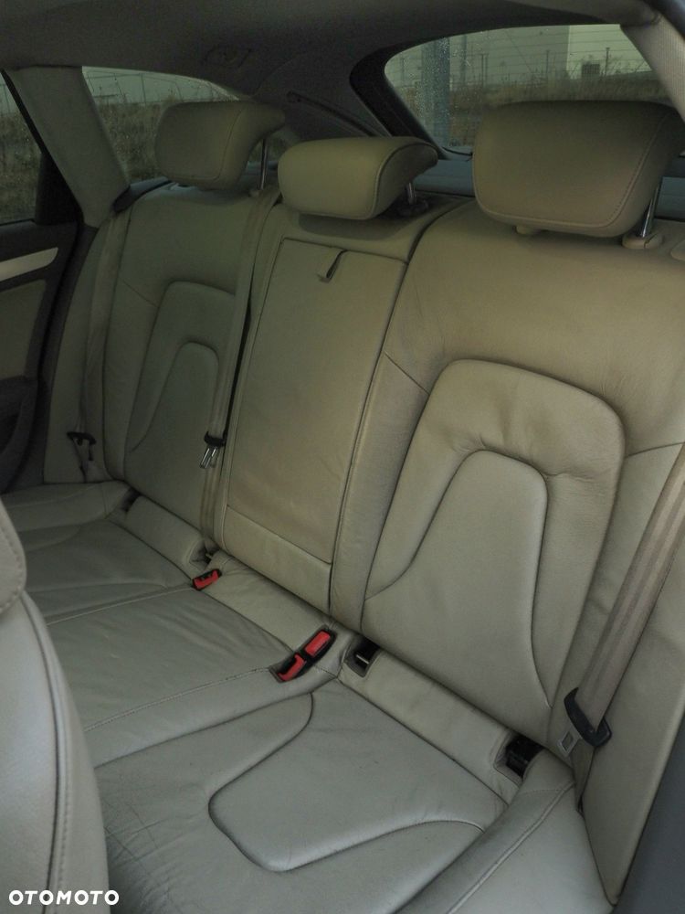 Audi A4 Avant - 6