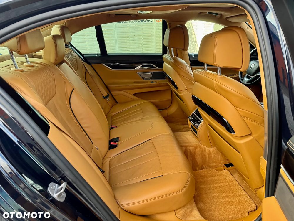 BMW Seria 7 740d xDrive - 20