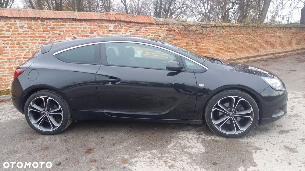 Opel Astra GTC 1.6 Turbo Edition - 3