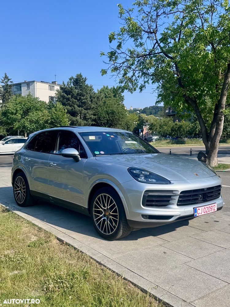 Porsche Cayenne S - 7