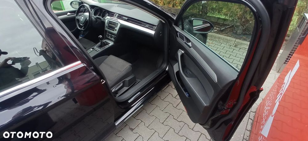 Volkswagen Passat Variant - 12