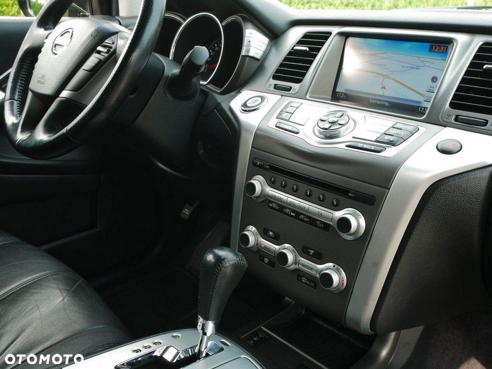 Nissan Murano 2.5 D Premium - 26