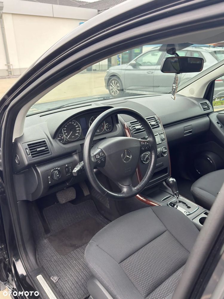 Mercedes-Benz Klasa A 170 Autotronic Elegance - 16