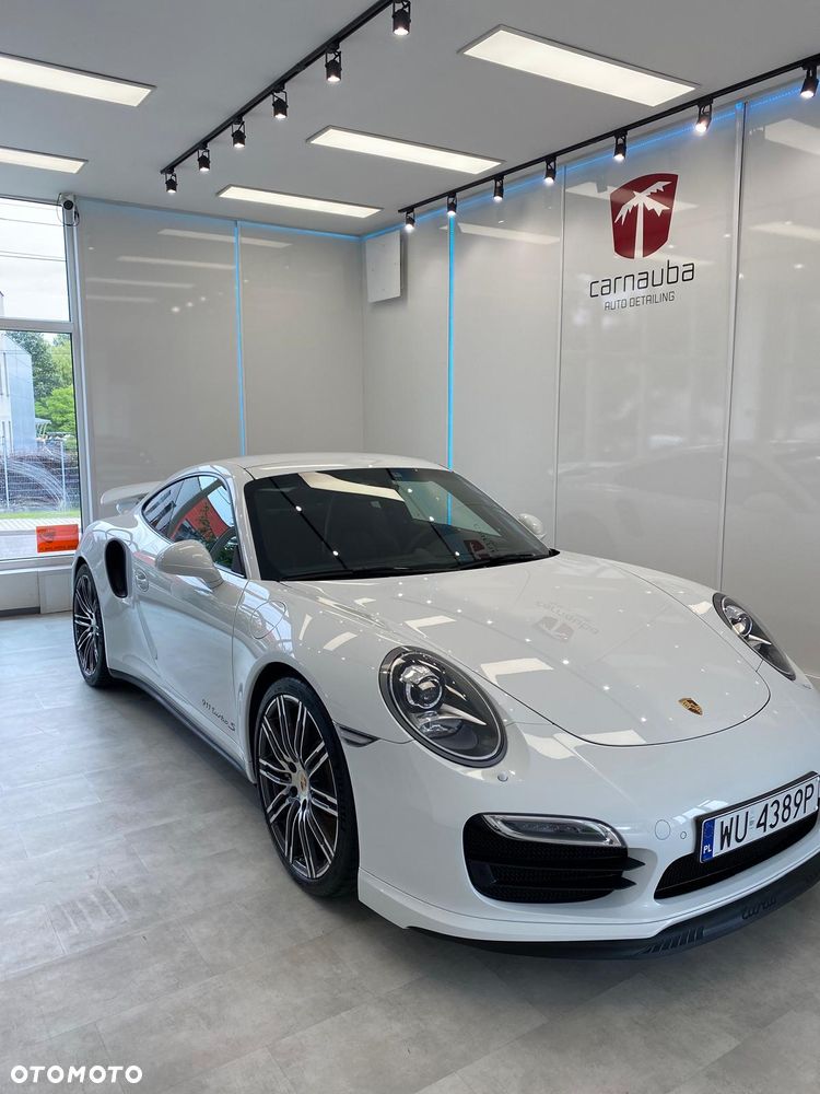 Porsche 911 Turbo - 15