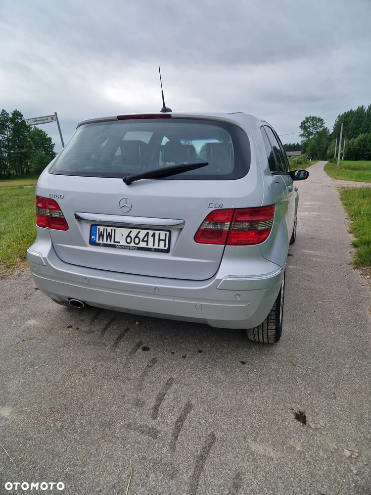 Mercedes-Benz Klasa B 180 CDI Autotronic - 3