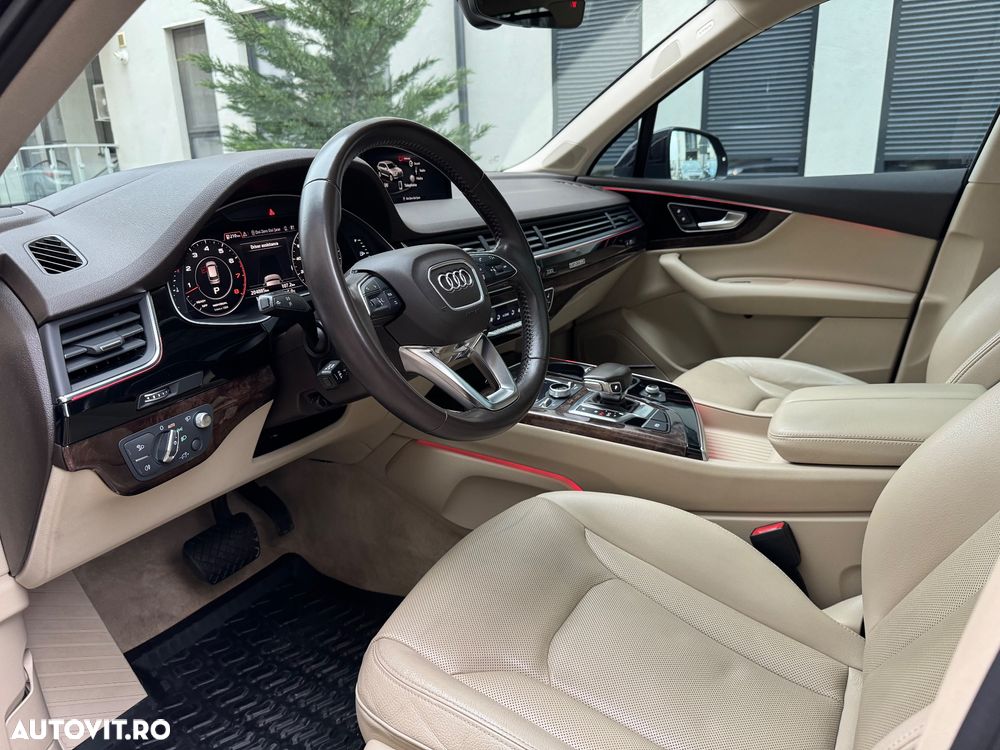 Audi Q7 3.0 TFSI Quattro Tiptronic - 12