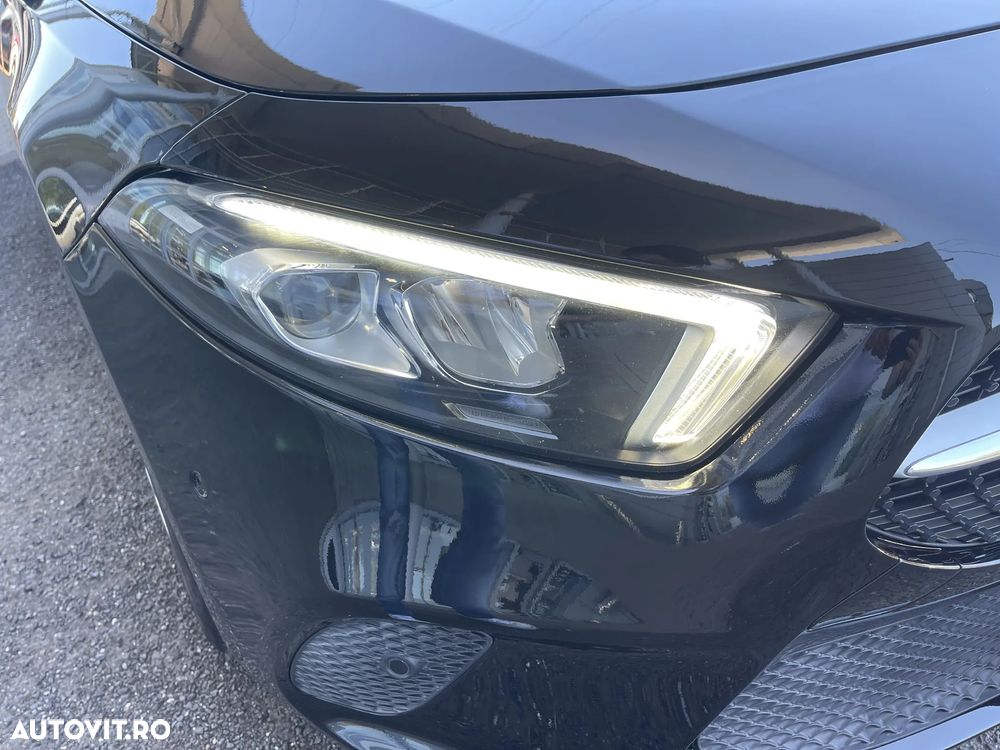 Mercedes-Benz A 200 Sedan 7G-DCT Progressive - 31