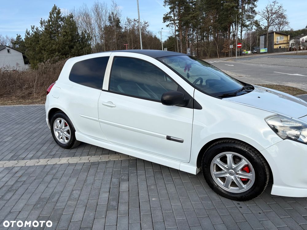 Renault Clio - 7