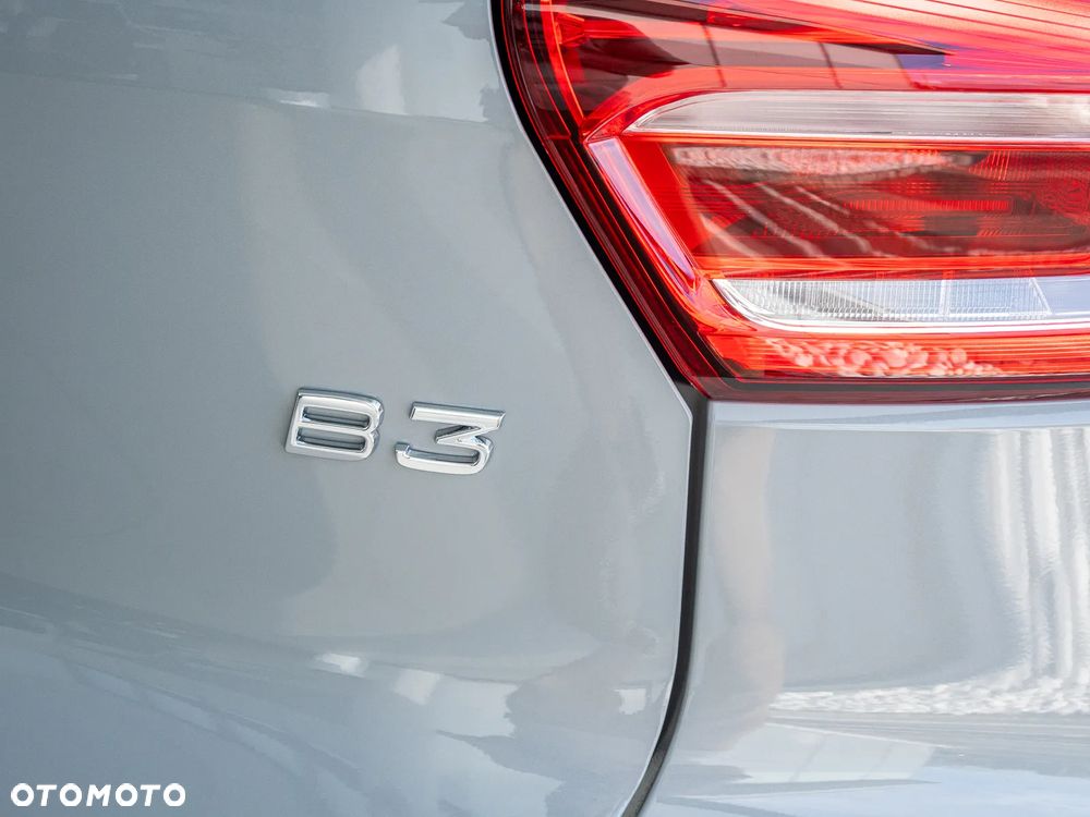Volvo XC 40 B3 Core - 16