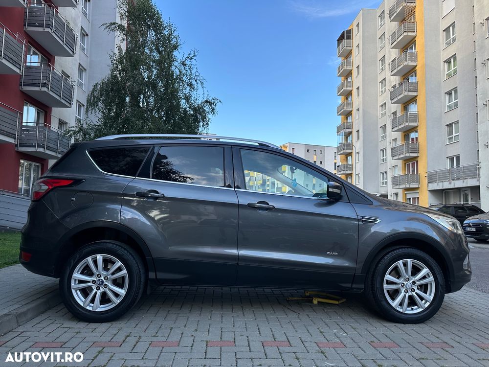 Ford Kuga 2.0 TDCi 4x4 Aut. Business Edition - 10