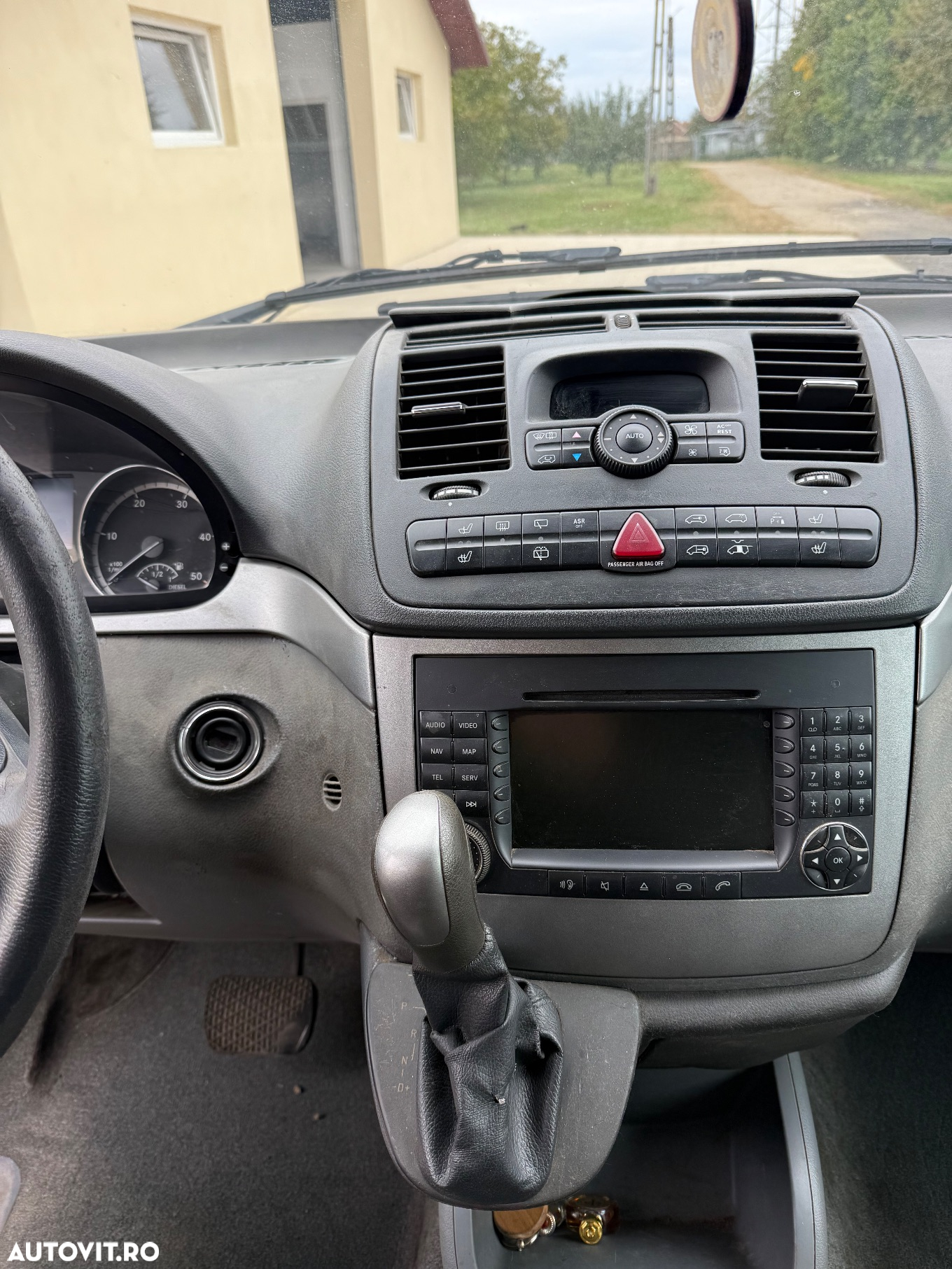 Mercedes-Benz Viano - 15