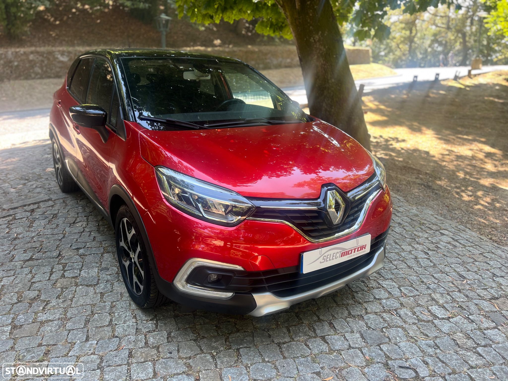 Renault Captur 1.5 dCi Exclusive - 1