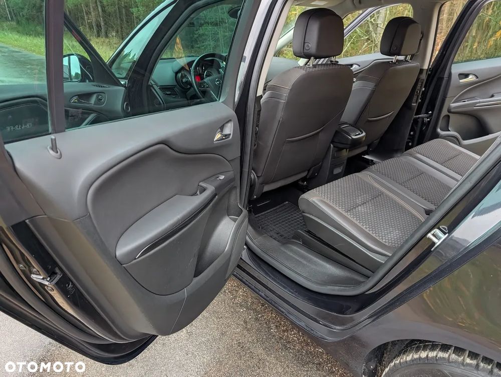 Opel Zafira 1.6 CDTI Cosmo - 29