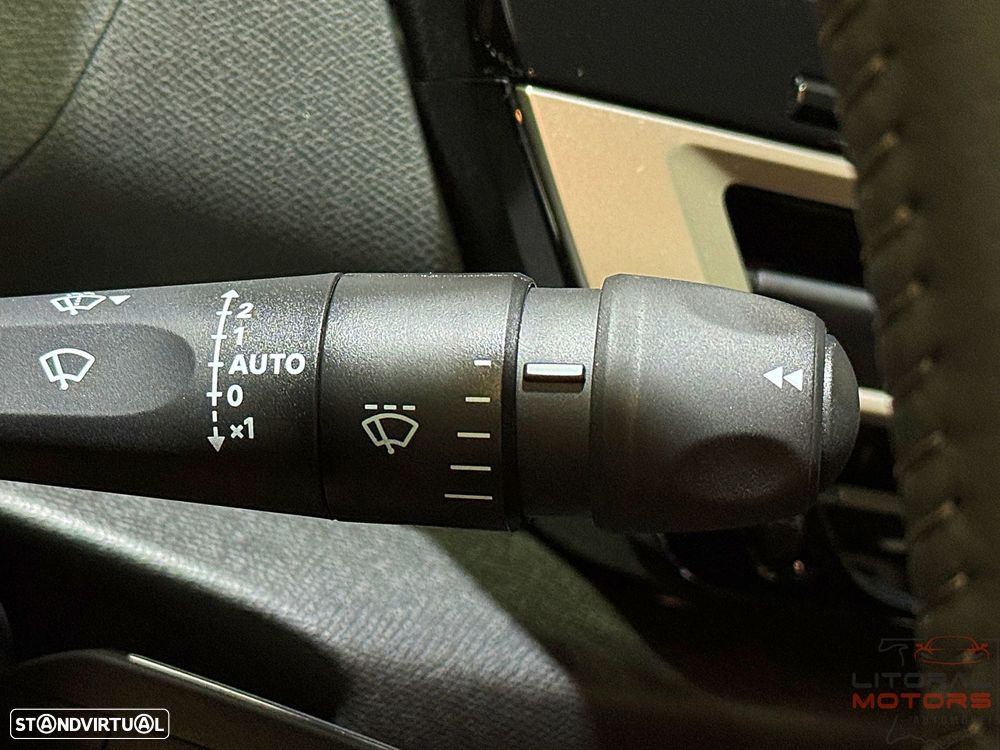 Citroën C4 1.2 Hybrid Plus e-DSC6 — fotografia 25