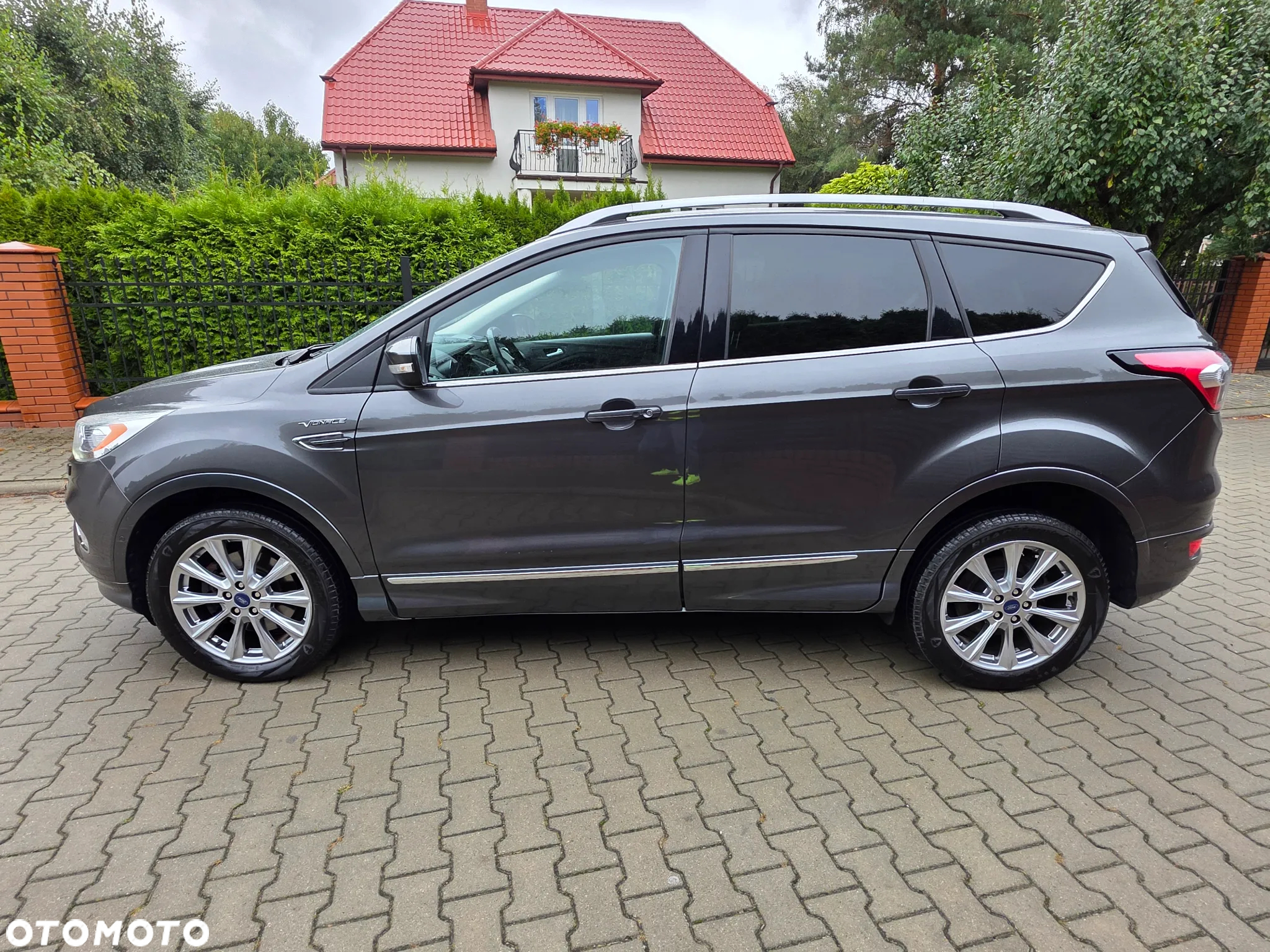 Ford Kuga - 29