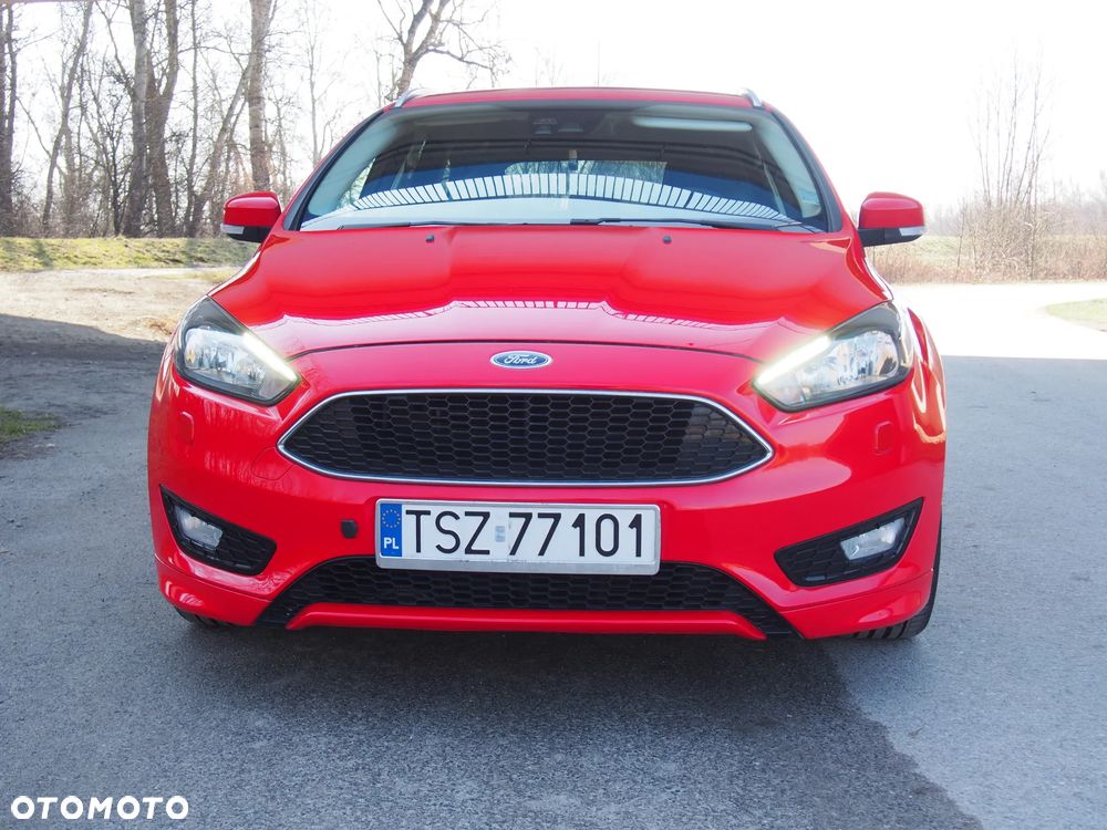 Ford Focus 1.0 EcoBoost ST-Line Red ASS - 4