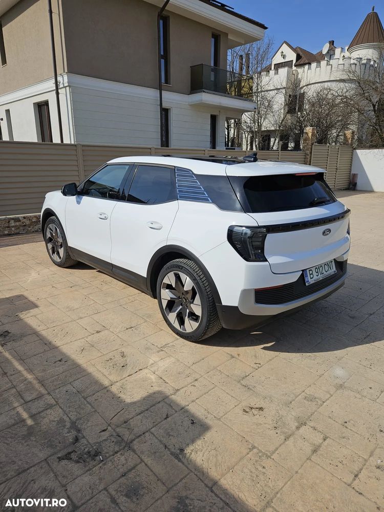 Ford Explorer RWD 77 kWh Extended Range Premium - 2