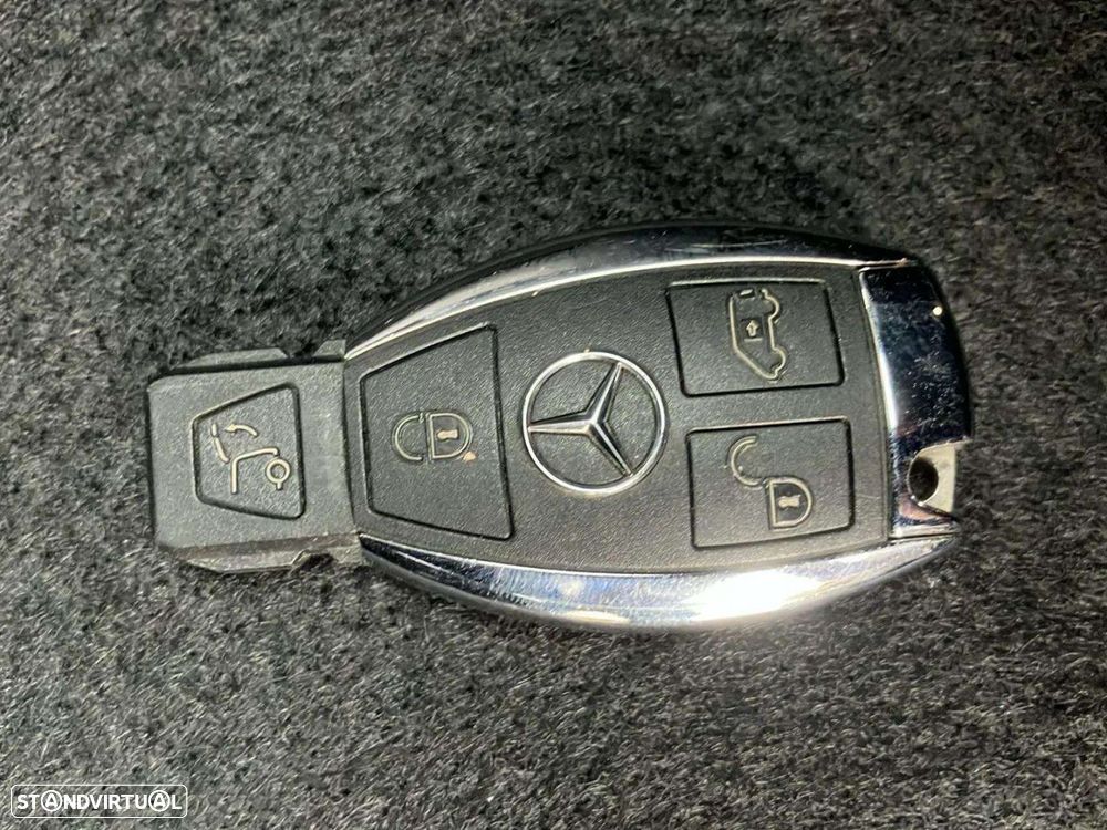 Mercedes-Benz V 220 d Longo Avantgarde Aut. - 23
