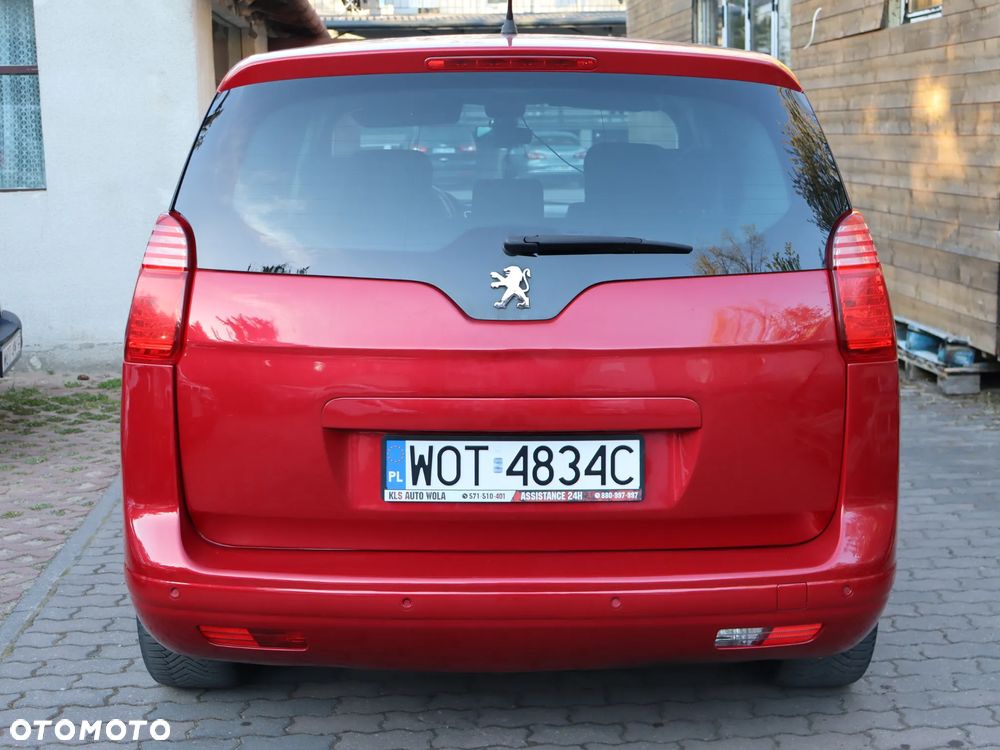 Peugeot 5008 1.6 THP Family - 4