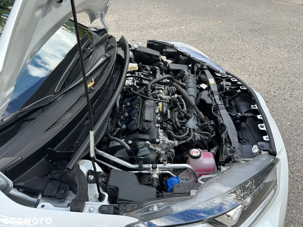 Toyota Yaris Hybrid 1.5 GR Sport - 8