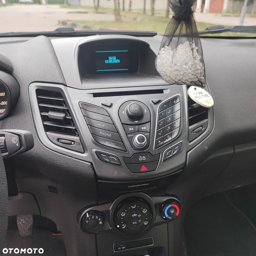 Ford Fiesta - 7