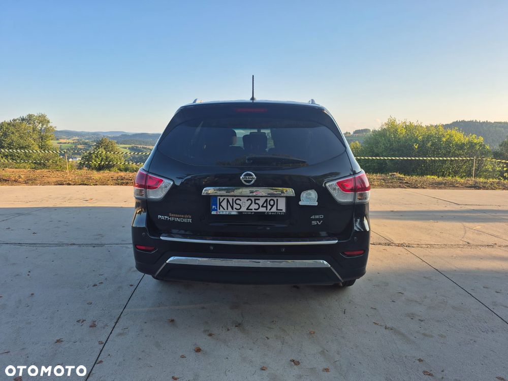 Nissan Pathfinder - 19