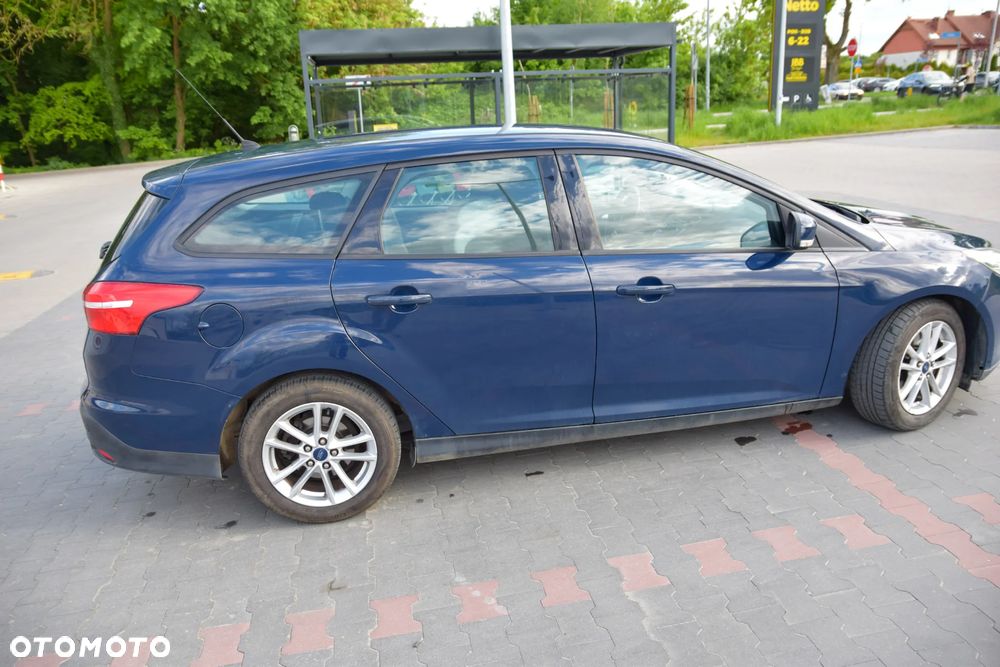 Ford Focus 1.5 EcoBoost Trend ASS - 17