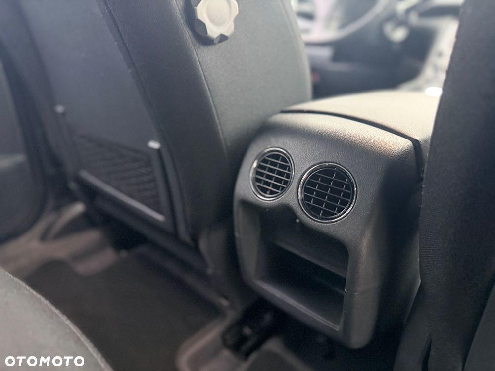 Peugeot 3008 1.6 Premium - 21