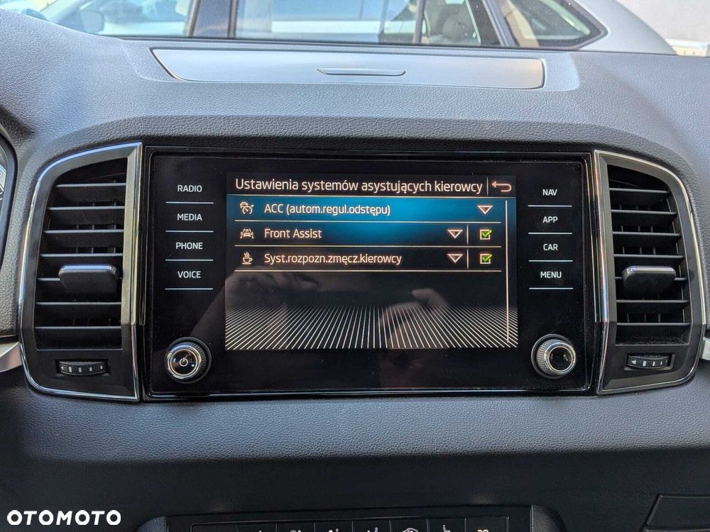 Skoda Karoq 1.5 TSI ACT 4x2 Style DSG - 19