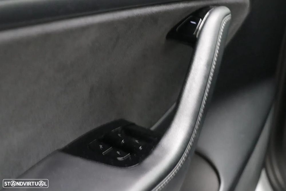 Tesla Model 3 Performance Dual Motor AWD - 12