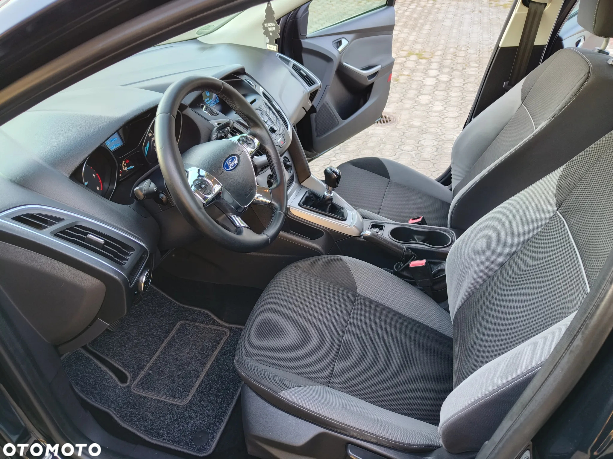 Ford Focus - 15