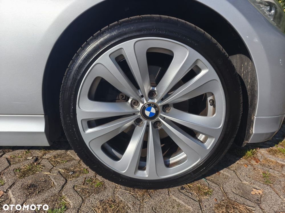 BMW Seria 3 318d - 22