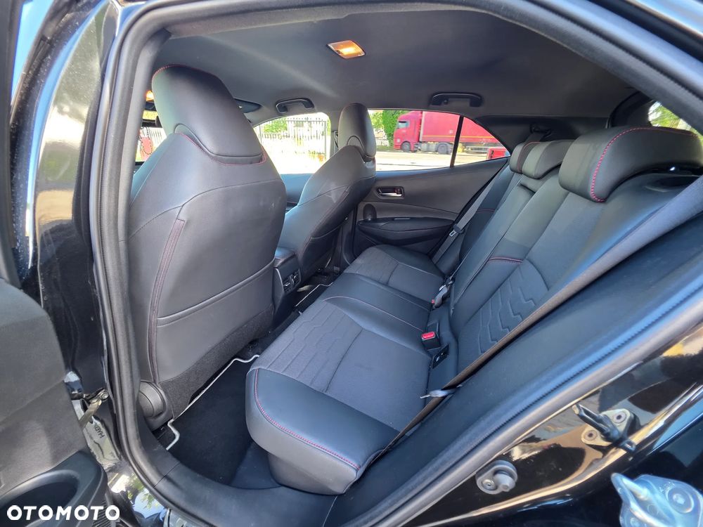 Toyota Corolla 2.0 Hybrid Executive - 25
