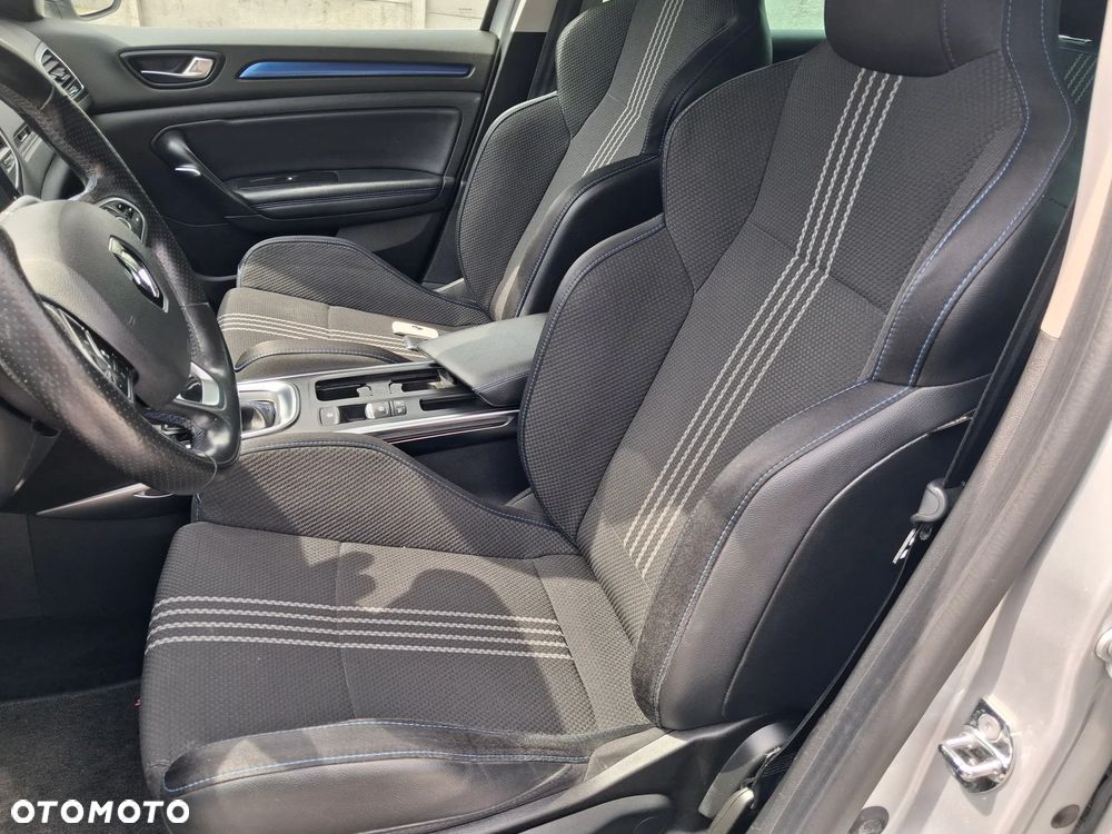 Renault Megane ENERGY dCi 110 EDC BOSE EDITION - 21