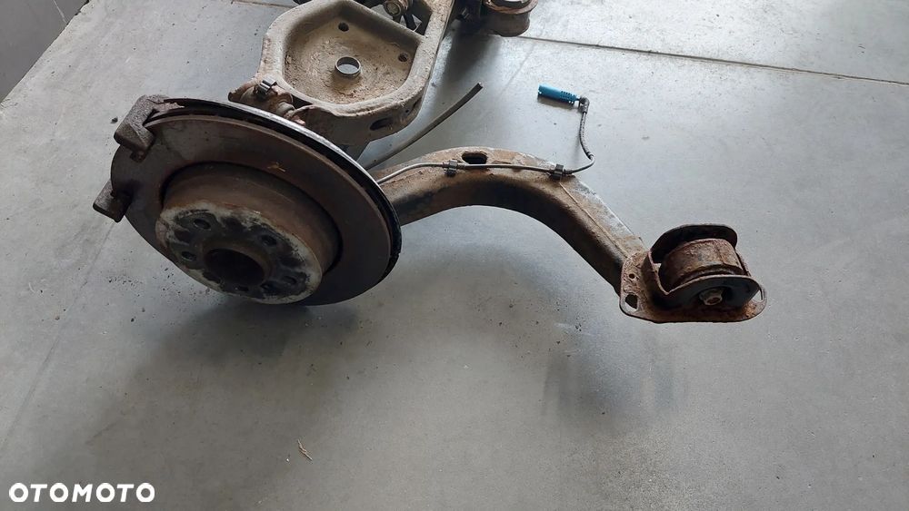 ZAWIESZENIE TYLNE SANKI WÓZEK KOMPLET BMW X3 E83 3,0 D R2006 - 3
