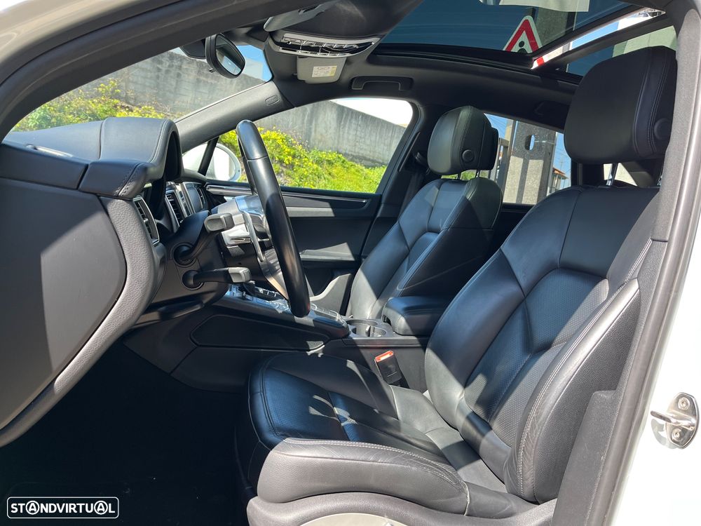 Porsche Macan - 16