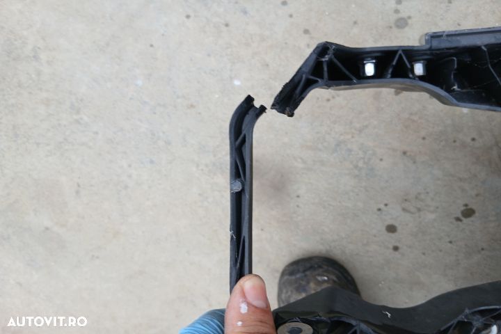 Trager / Calandru 6R0145805 6J0805588 6R0121253 6R0145805 6J0805588 6 - 9