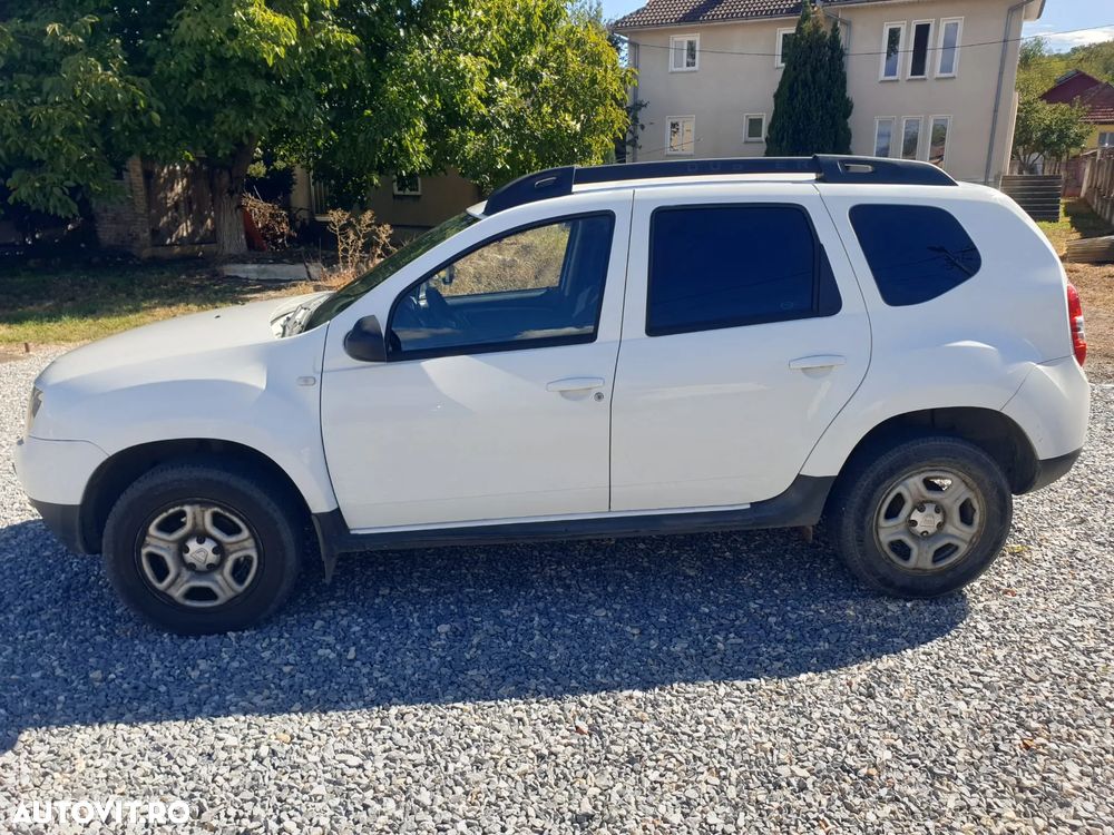 Dacia Duster 1.5 dCi 4x2 Laureate - 5