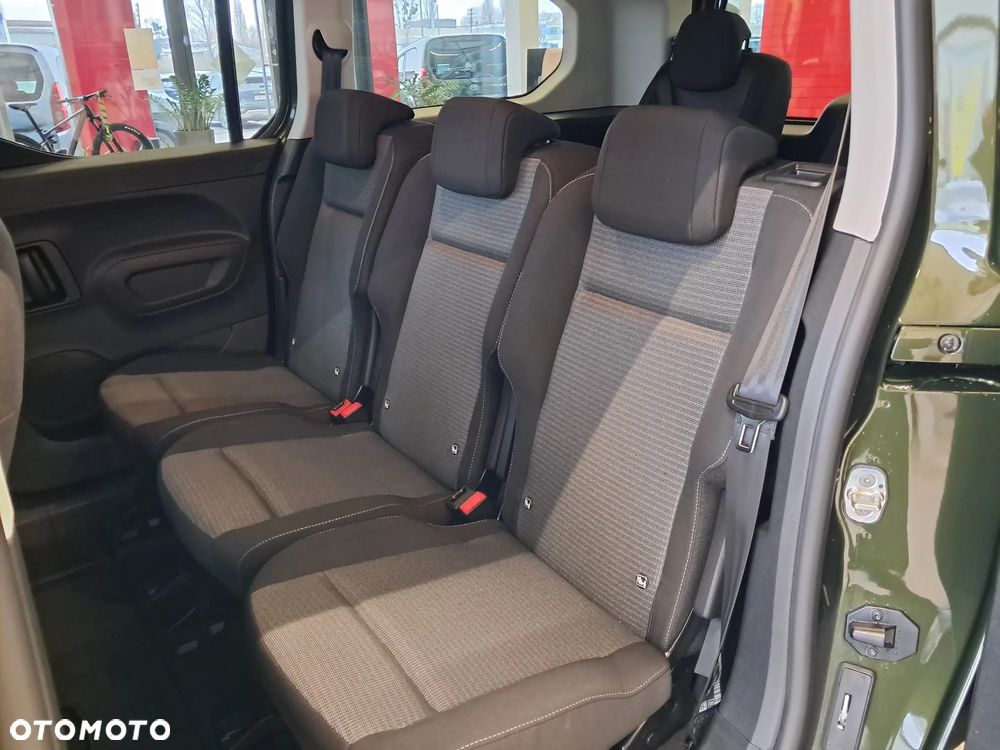 Toyota Proace City Verso 1.5 D-4D VIP - 25