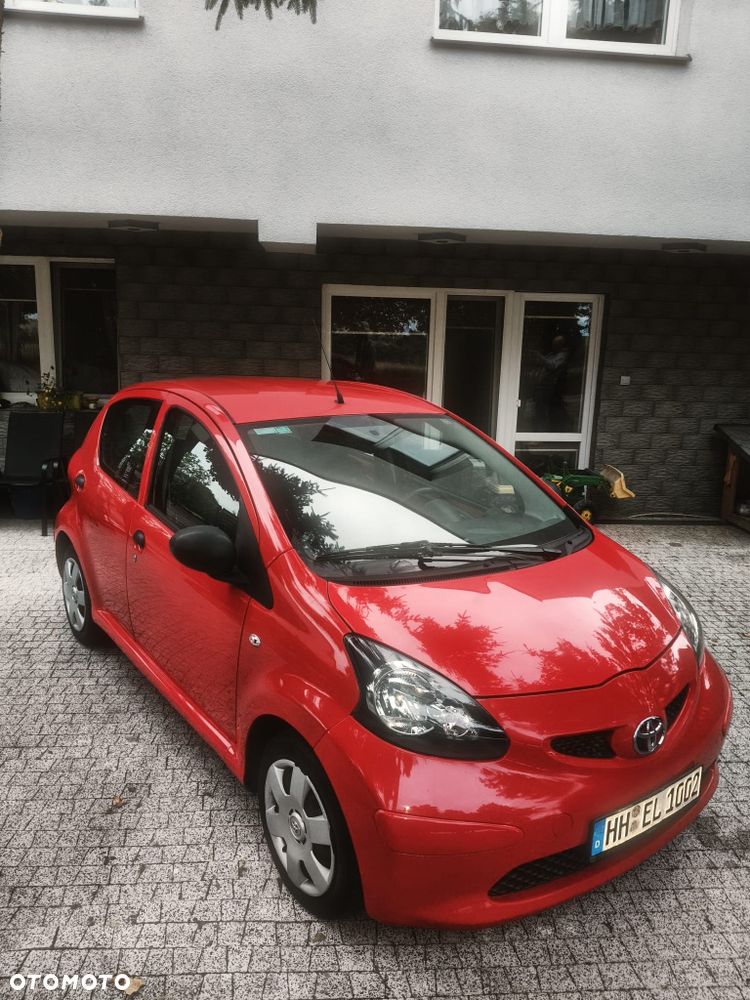 Toyota Aygo - 1